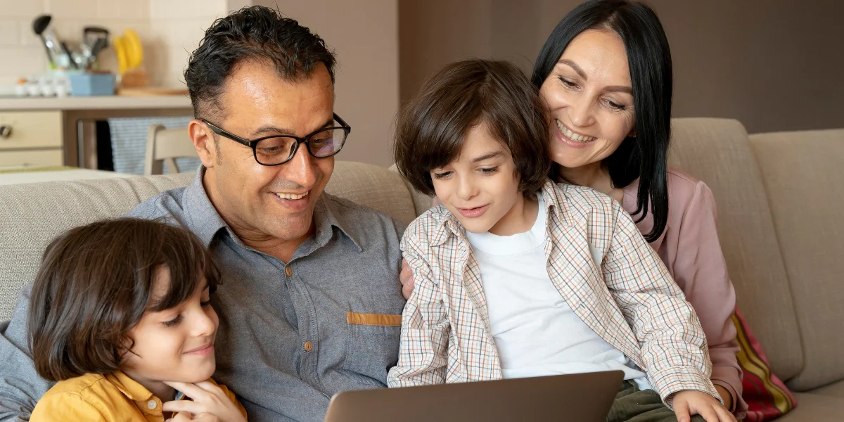 teenage problems with parents, teen mental health, teenage counseling, teen screen time, social media impact on teens, teenage behavior issues, parent teen conflict, teenage emotional health, teen therapy support, family communication issues
